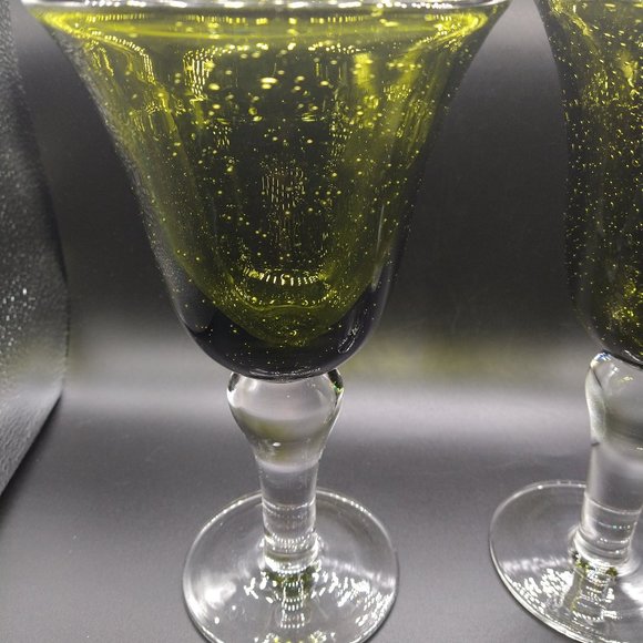 Green to Clear Bubble Glass Stem Water Wine Goblet 8" Heavy Blown Glass Set of 2 - Picture 5 of 5